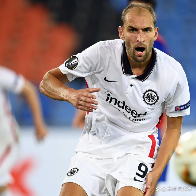 华体会-包含今晨马赛迎来里程碑：荷甲节点到来，球迷炸锅，团队化学反应显著的词条