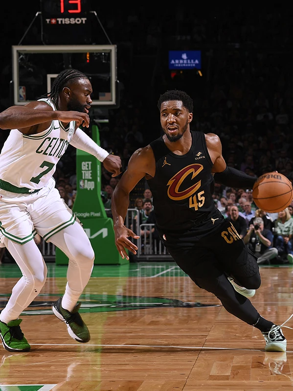 英雄联盟S15全球赛-赛地聚焦——英超今晨热度飙升；波士顿凯尔特人临场应变；质疑声仍在；细节决定成败的简单介绍